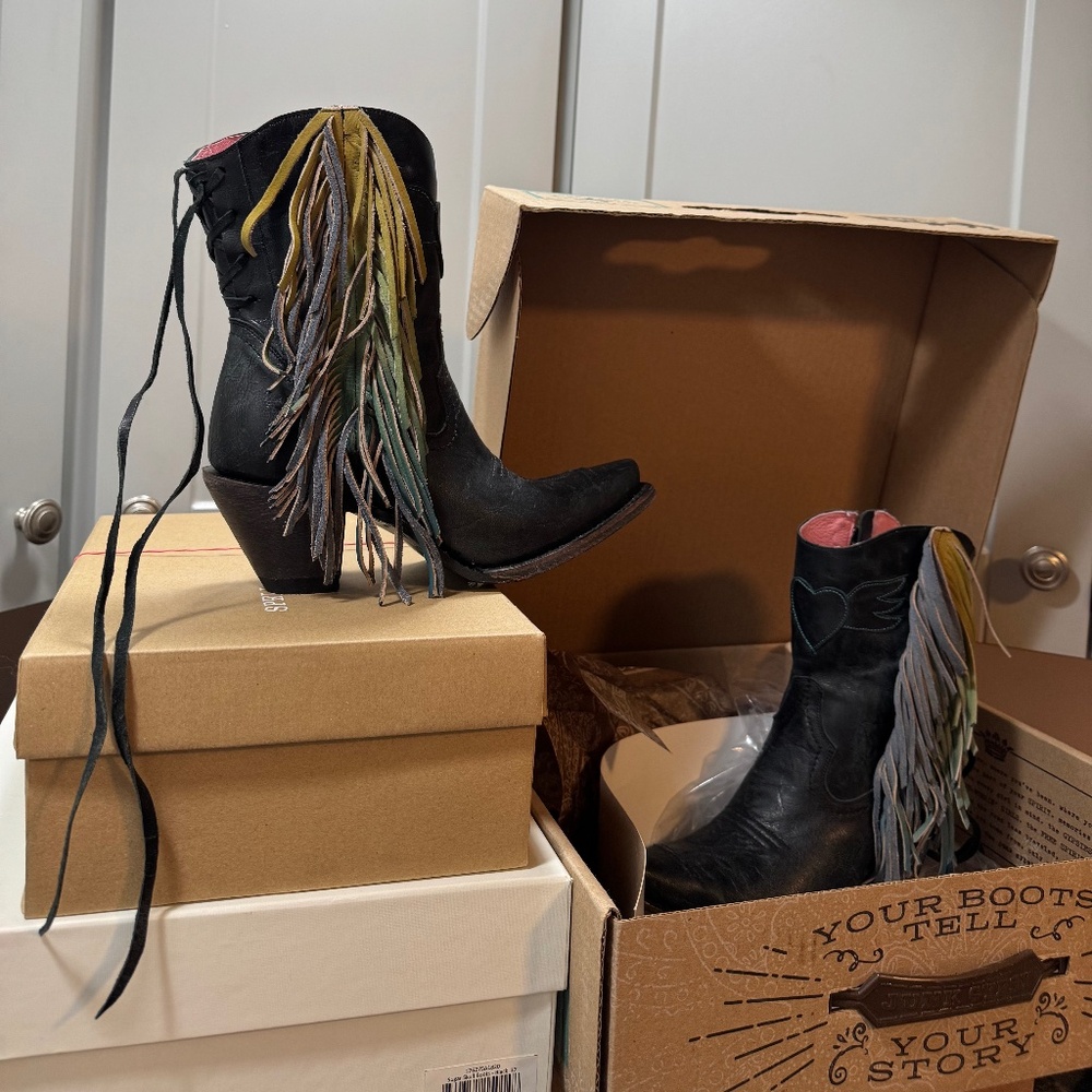 Junk Gypsy Spirit Animal Boots 6